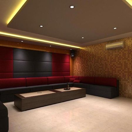 Win Grand Hotel Bekasi Zewnętrze zdjęcie